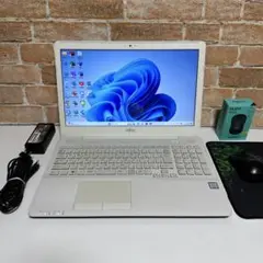 富士通ノート PC Core i7 SSD 256GB メモリ8GB オフィス付