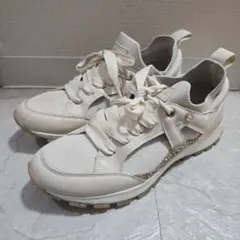 ヒール スニーカー