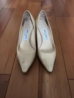 ジミーチュウ　エナメルパンプス　ハイヒール　ベージュ