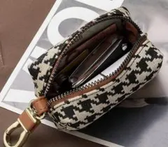 ポーチ　キーホルダー