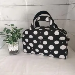 ねこ柄★ポケット＆ファスナー付き多機能バッグ★サブバッグやバッグインバッグにも♪