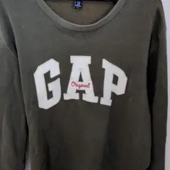 GAP ギャップ スウェット トレーナー　センター刺繍ロゴ　深緑　あいみょんのサムネイル