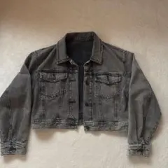 ショート丈デニムジャケット