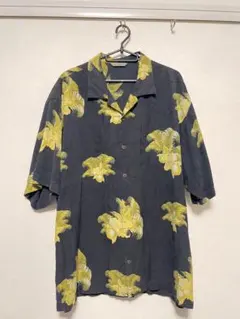 総柄シャツ