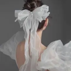 ラス1 ホワイト リボンパール付きブライダルヘッドドレス前撮り卒業式成人式