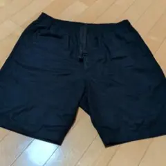 UNIQLO ネイビー ショートパンツ