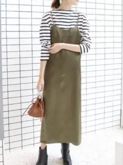 SLOBE IENAのサテンキャミワンピースです。