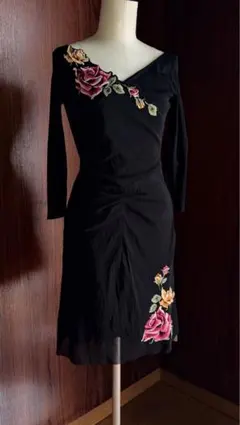 VIVIENNE TAM 刺繍 チャイナドレス ワンピース 伸縮性 シアー感 - メルカリ