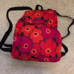 marimekko フラワーパターン バックパック