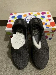 ゴムゴムのスニーカー　ブラック