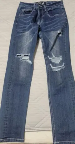 CavariA デニムパンツ ダメージ加工 42のサムネイル