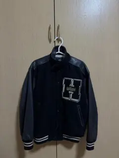 HARVARD UNIVERSITY スタジャン M 黒