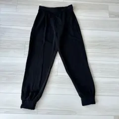 エレンディーク　黒パンツ　ドゥーズィエムクラスのサムネイル