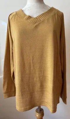 美品　ラグラン袖　Vネック　ニットカットソー　サイズＬＬ