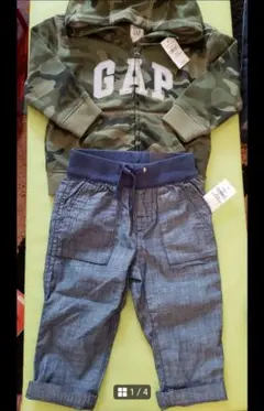 80㎝ ２着set 迷彩 パーカー くま耳 & ズボン ネイビー babyGAP