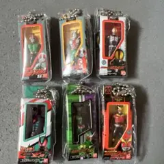 仮面ライダー ソフビパッケージチャーム&チョコスナック　6種