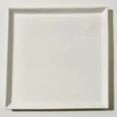 【2枚】【廃盤】ニトリ スクエアプレート 26cm 白 角皿 ワンプレートのサムネイル
