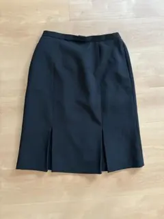 ブラックスリットスカート ウエスト64cm ヒップ91cm
