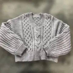 WEGO グレー ケーブル編み Vネック セーター　バックリボン