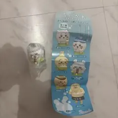 映画ちいかわ たべものいっぱいマスコット くしに刺した肉となんか生地　モモンガ