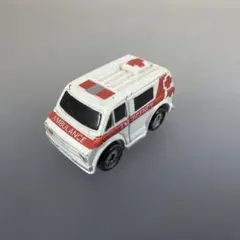 救急車 ミニカー