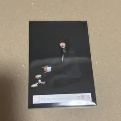 櫻坂46大園玲 Unhappybirthday構文MV衣装 座り