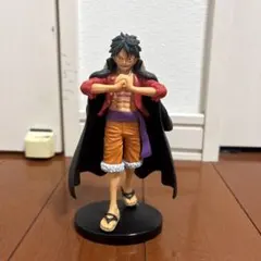 ワンピース　ルフィフィギュア