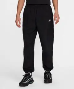 Nike 黒 カーゴパンツ　サイドポケット付き