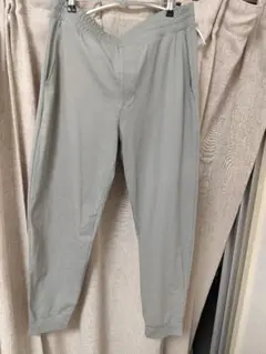 ユニクロ エアリズム ウルトラストレッチアクティブジョガーパンツ ライトグレー