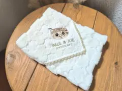 PAUL & JOE 猫刺繍ハンカチ