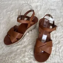 A.P.C. アーペーセー クロスストラップ ウェッジヒールサンダル ブラウン