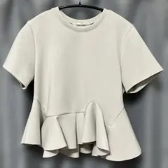 【COCODEAL】アシメぺプラムトップスのサムネイル