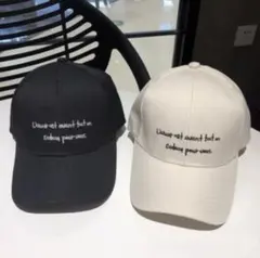 1980☆二色セット　白黒 キャップ　ペア　帽子　メンズレディースtdjgm