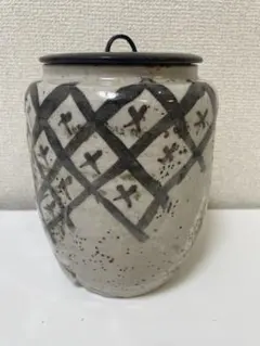 【現状品】水指 陶器 美濃焼 志野焼 格子文様 蓋付 抹茶道具 茶道具 現状品】水指 陶器 美濃焼 志野焼 格子文様 蓋付 抹茶道具 茶道具