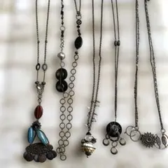 ハンドメイド　アンティークビーズ　個性的なネックレス　５本まとめ売り