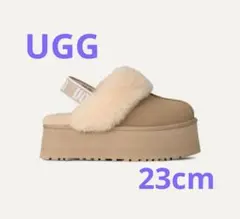 新品　UGG Funkette ファンケット 厚底 サンダル ベージュ 23cm 新品 UGG Funkette ファンケット 厚底 サンダル ベージュ 23cm