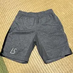 Luz e Sombra グレーショートパンツ140ルースイソンブラ