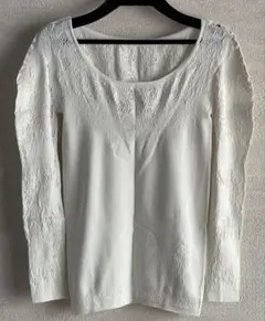 チャコットFREEDノーソーイングニット　Mサイズ