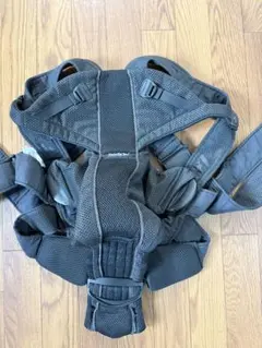 ベビービョルン ベビーキャリア MINI メッシュ抱っこ紐　babybjorn