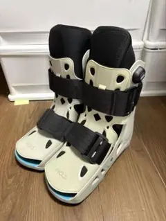 NEXT WORKERZ ハイカット安全靴 限定品白黒のアシンメトリー - メルカリ