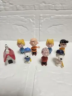 【PEANUTS】スヌーピーと仲間たち フィギュア 8体セット