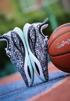 LI-NING Dlo2「バタフライグロウ」US11/28.5 LI-NING Dlo2「バタフライグロウ」US11/28.5 - メルカリ