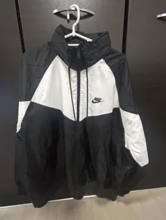 NIKE ナイロンジャケット ウインドブレーカー ブラック×ホワイト