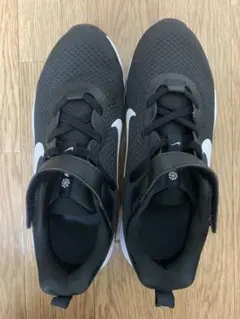 ようこ 様　　NIKE キッズスニーカー ブラック