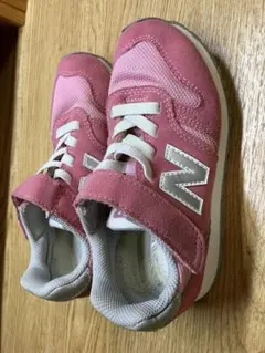 あ*お様 New Balance ピンク スニーカー マジックテープ付き　18c