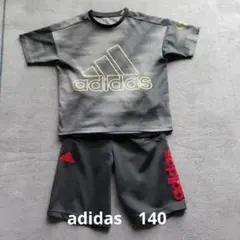 adidas Tシャツ　ハーフパンツ　 140