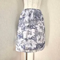 キャサリンロス 花柄スカート ひざ丈 グレー×ネイビー（M）日本製のサムネイル