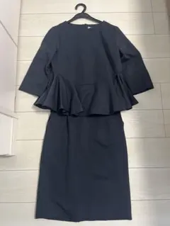 ペプラムスーツ