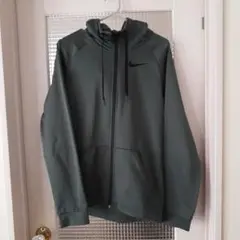 Nike ダークグリーン ジップアップパーカー　レアカラー！