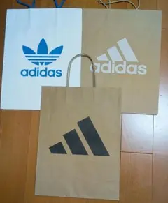adidas ショップ袋 紙袋3枚セットのサムネイル